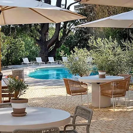 فندق La Batisse En Blanc